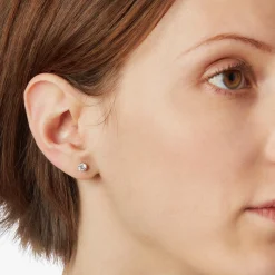 1 Carat Round Diamond Studs